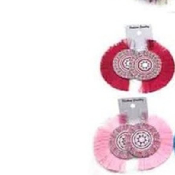 🇺🇸 3/$30 Aztec Round Wood Tassel Dangle Earrings - Picture 4 of 5